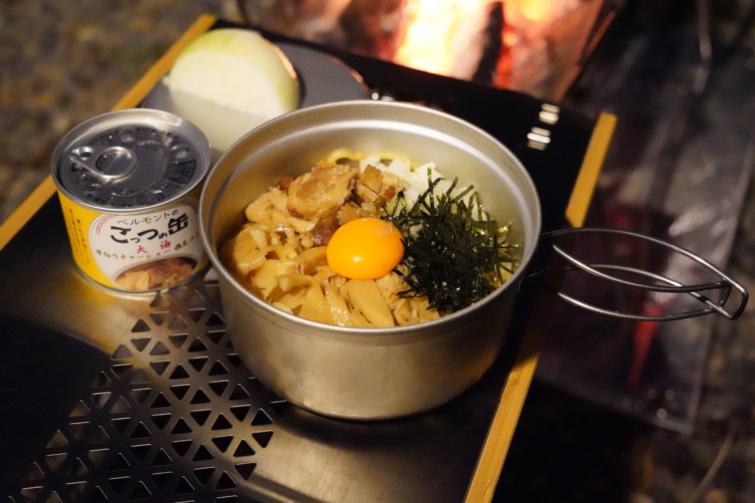 9月】ごっつぉ缶で油そば | 株式会社ベルモント